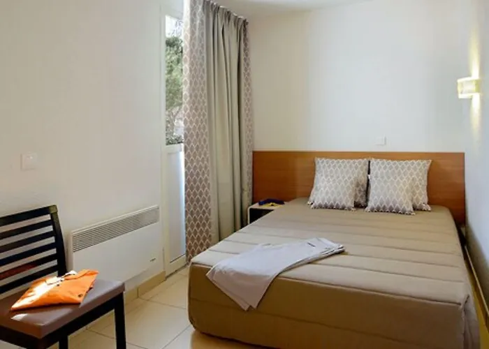 Resideal Motte شقة فندقية 3*