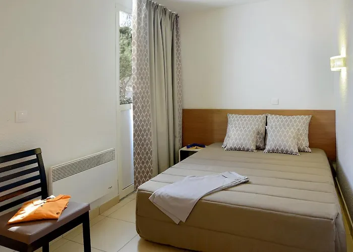 Resideal Motte شقة فندقية 3*