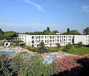 Resideal Motte 3*