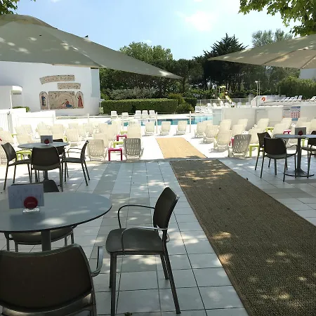 شقة فندقية Resideal Motte